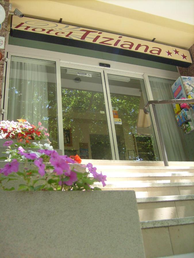 Hotel Tiziana Rimini Exterior photo